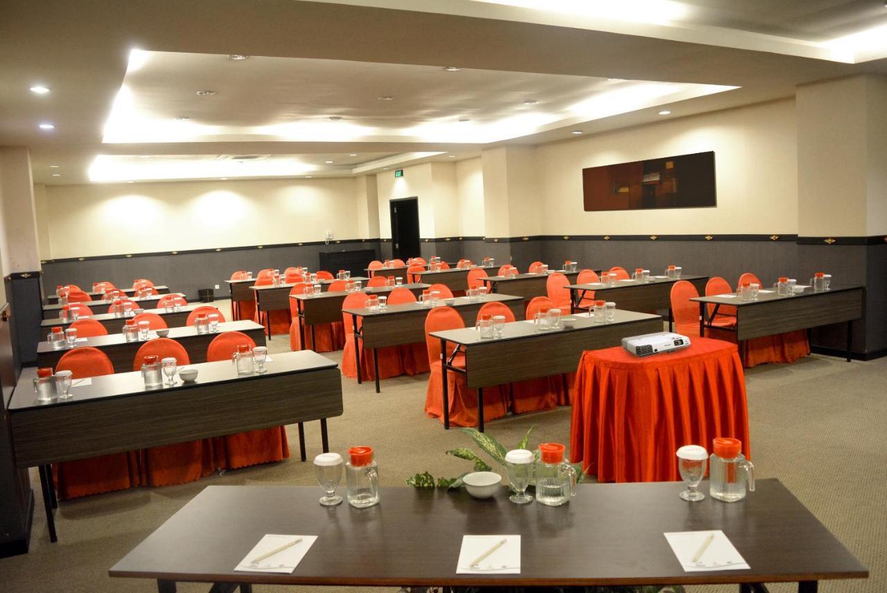 Aston Denpasar Hotel & Convention Εξωτερικό φωτογραφία